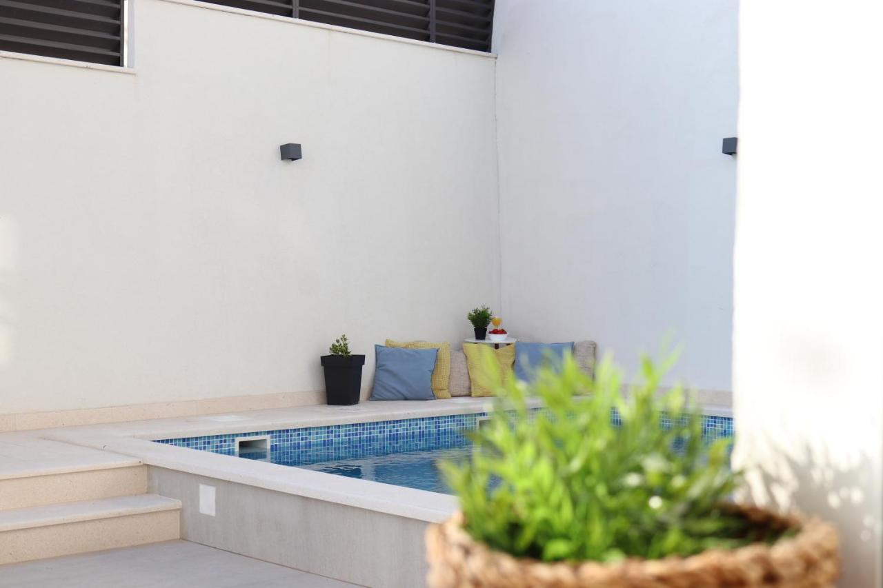 Marante With Heated Private Pool Villa *