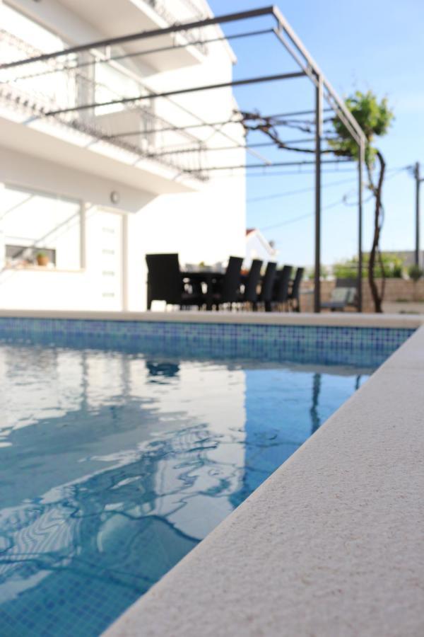 Marante With Heated Private Pool Villa